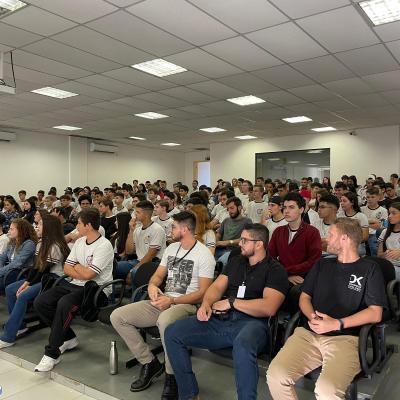 Nesta segunda 06, ocorreram as aulas inaugurais dos cursos técnicos no CEEP Naiana Babaresco de Souza